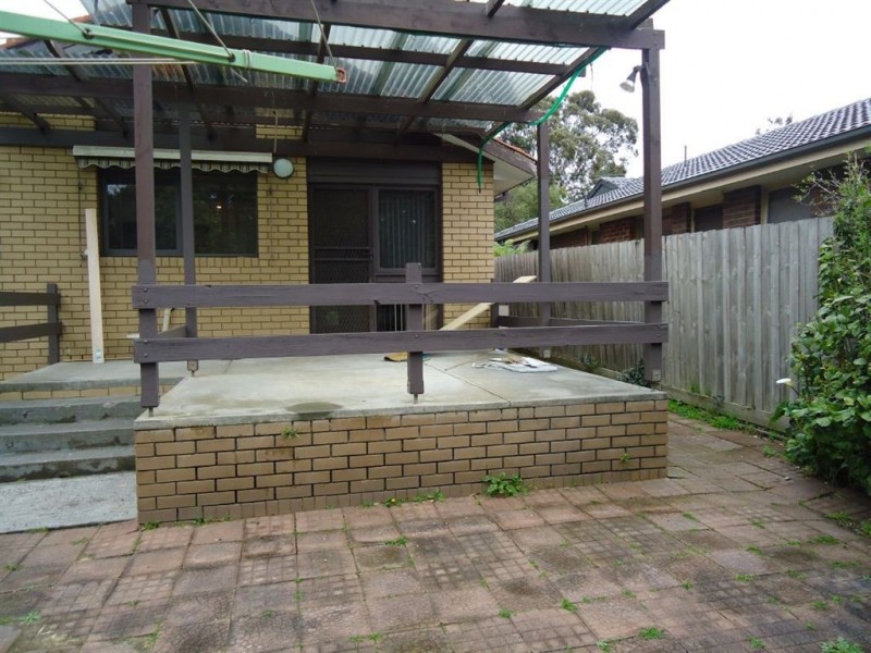 38 Kingloch Parade, Wantirna VIC 3152