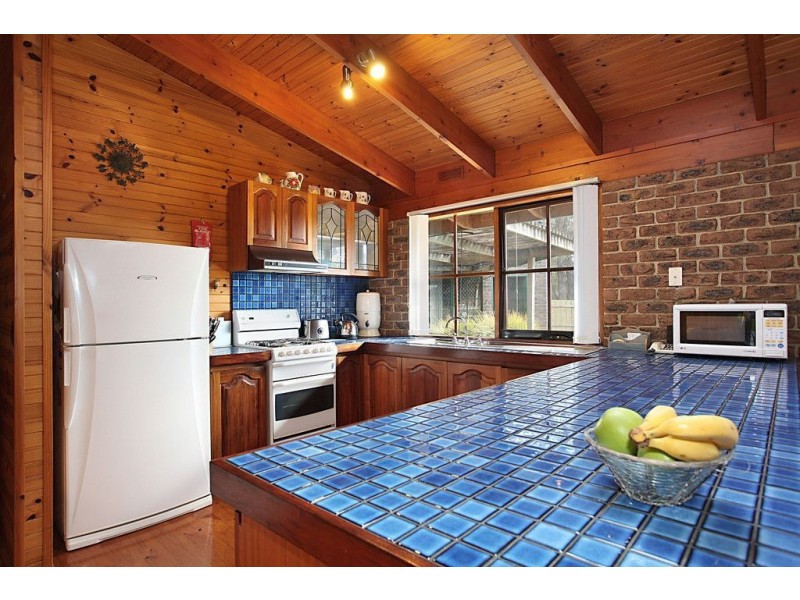4 Selby Court, Croydon North VIC 3136