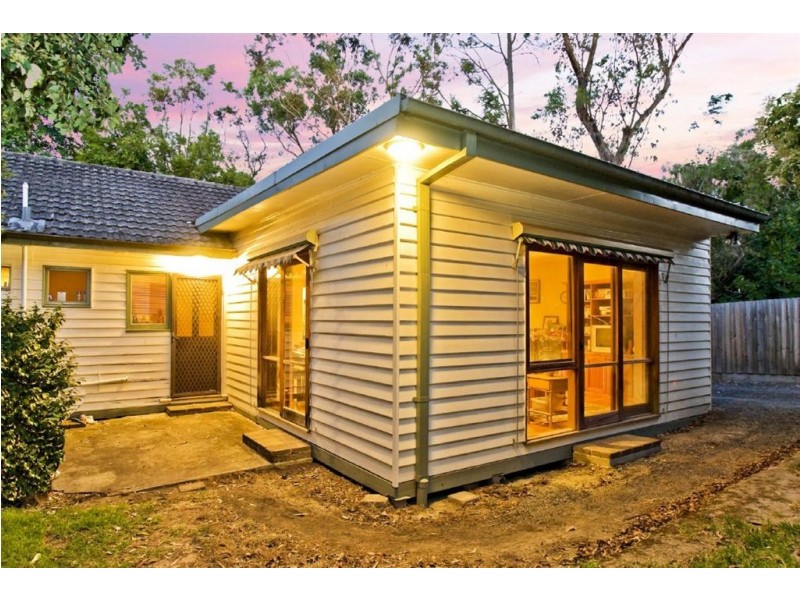 21 Ross Road, Croydon VIC 3136