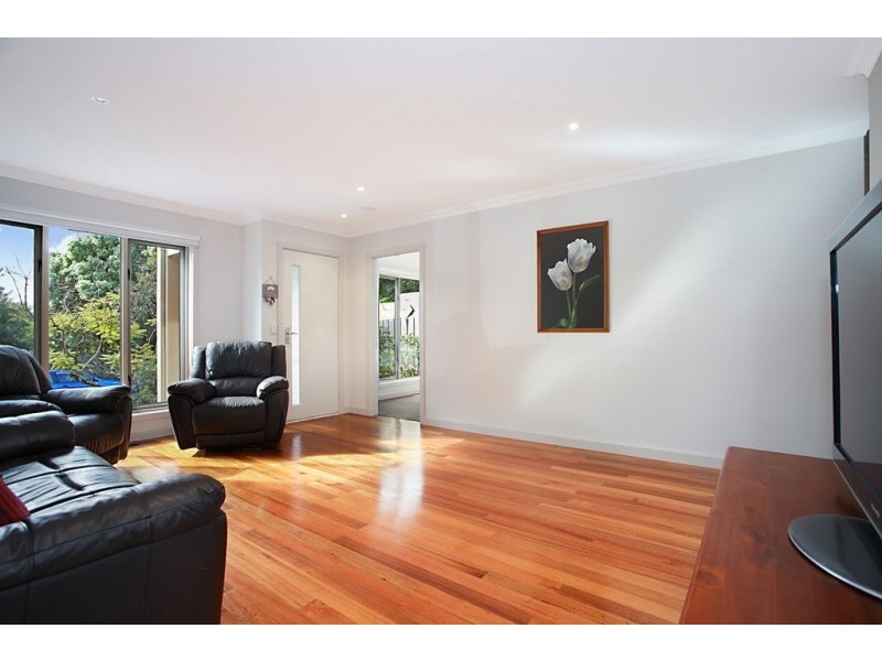 50 Taronga Crescent, Croydon VIC 3136