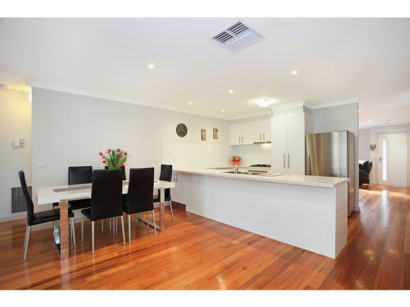 50 Taronga Crescent, Croydon VIC 3136