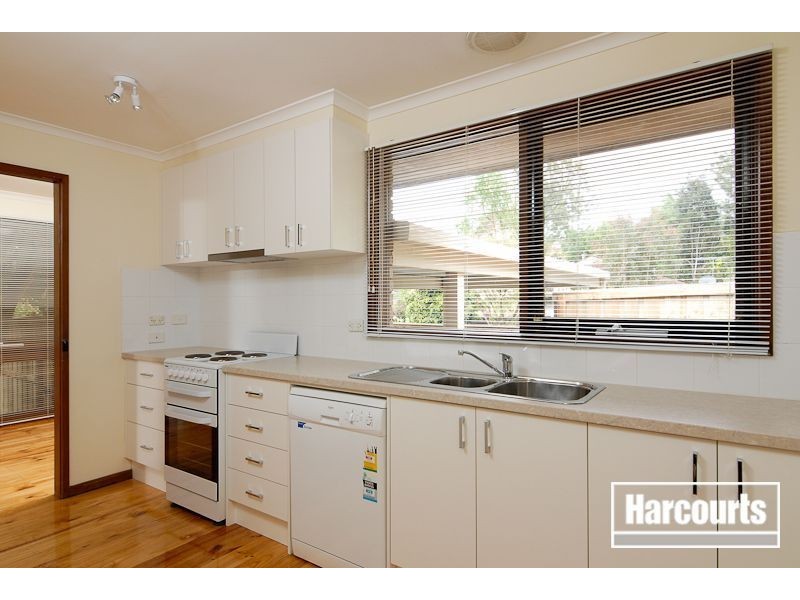12/83a Lincoln Road, Croydon VIC 3136