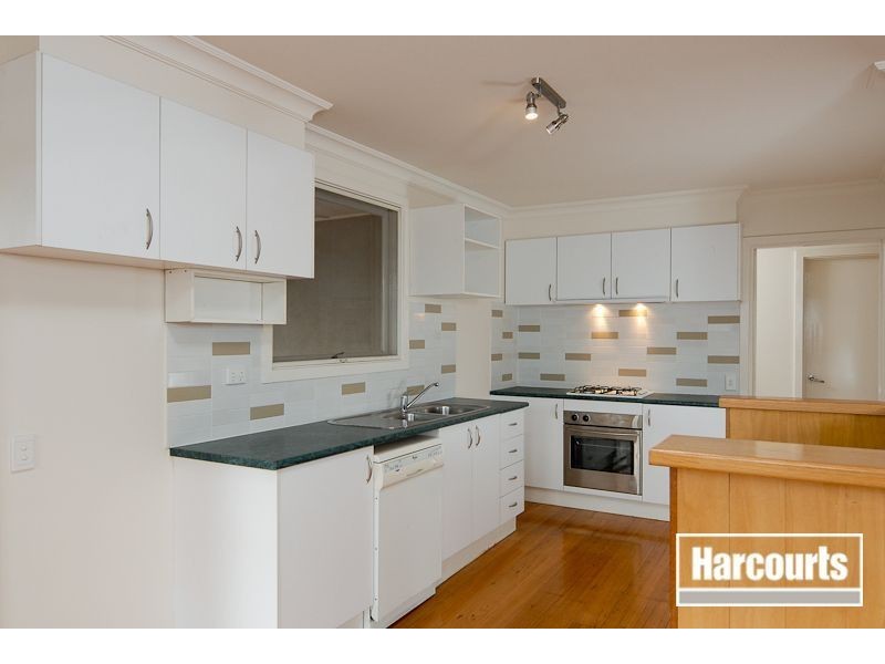 124 Edward Road, Chirnside Park VIC 3116