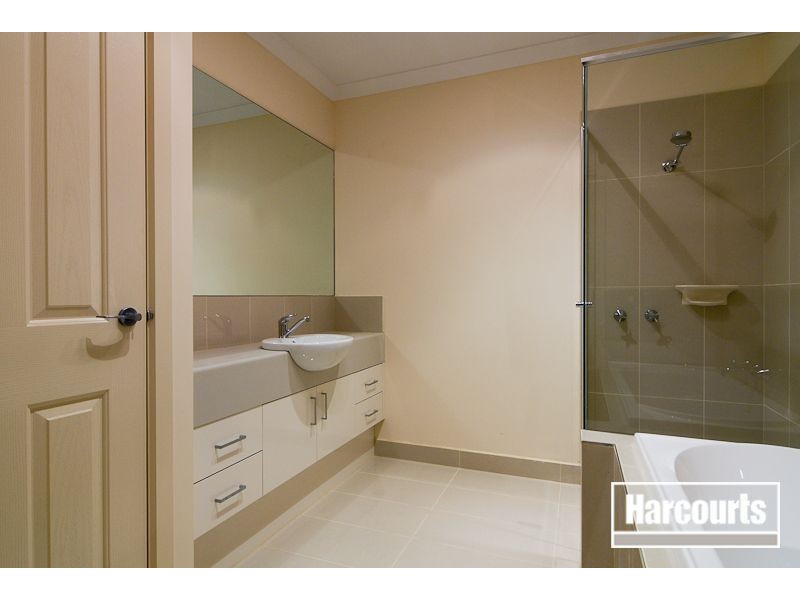 21a Vinter Avenue, Croydon VIC 3136