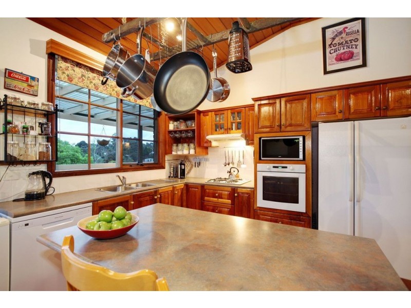 16 Fitzgerald Court, Mooroolbark VIC 3138