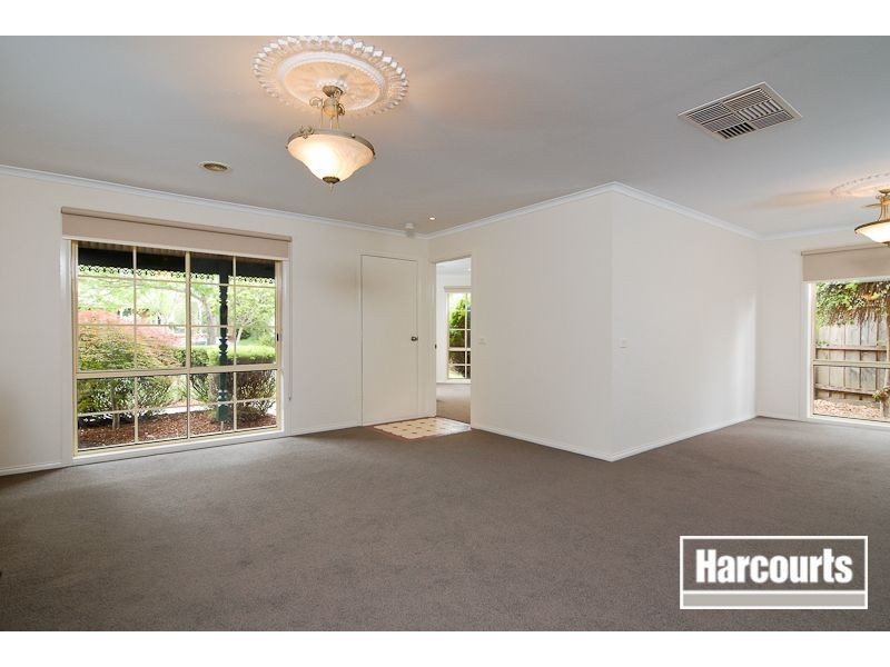 7 McCartney Drive, Narre Warren South VIC 3805