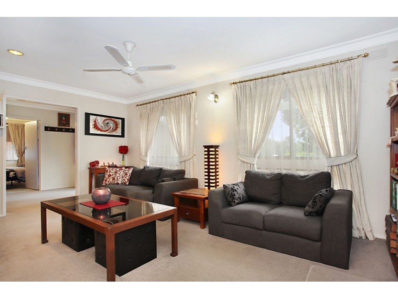 30 Sellick Drive, Croydon VIC 3136