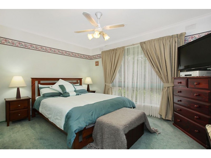 30 Sellick Drive, Croydon VIC 3136