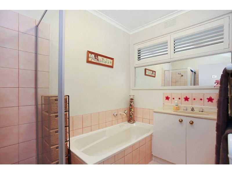 30 Sellick Drive, Croydon VIC 3136