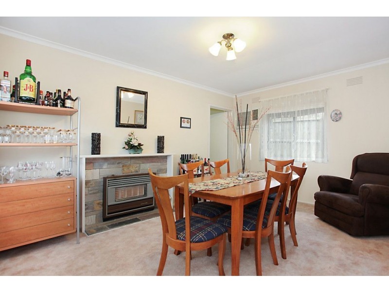 30 Sellick Drive, Croydon VIC 3136