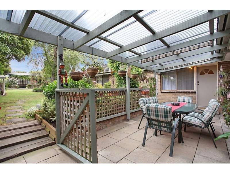 30 Sellick Drive, Croydon VIC 3136