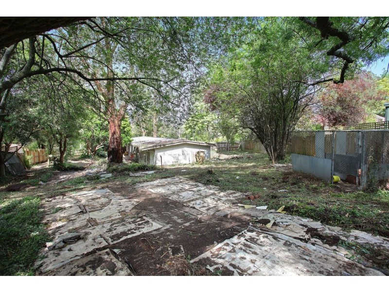 4 Bridge Court, Croydon South VIC 3136