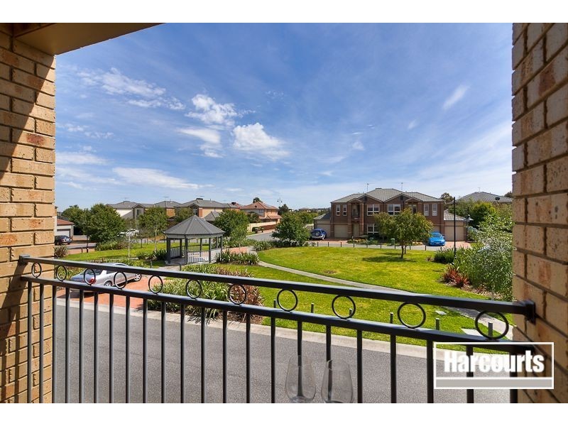 42/13 Kirren Close, Cranbourne VIC 3977