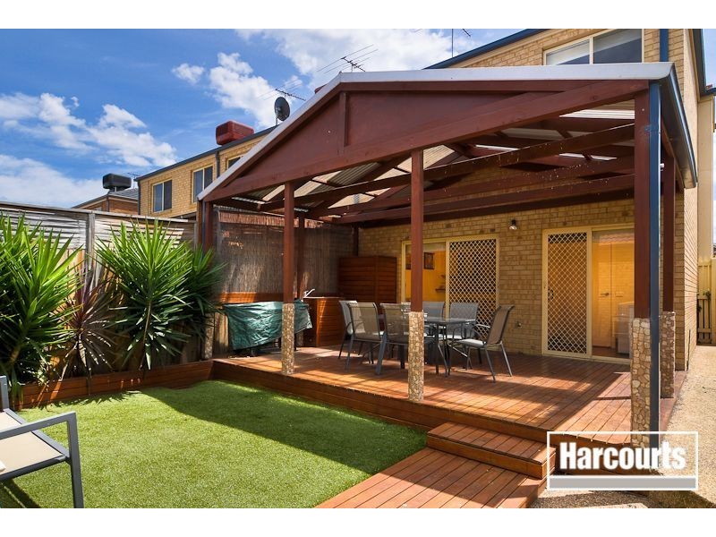 42/13 Kirren Close, Cranbourne VIC 3977
