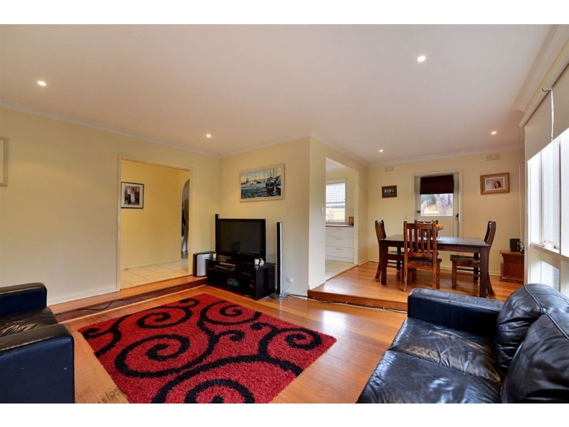 18 Elisdon Avenue, Seaford VIC 3198
