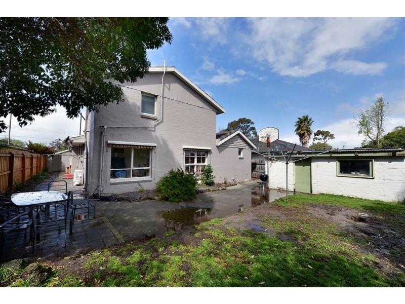 18 Elisdon Avenue, Seaford VIC 3198