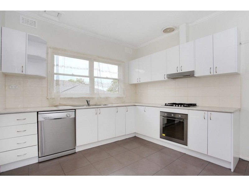 12 Merrilong Street, Ringwood East VIC 3135