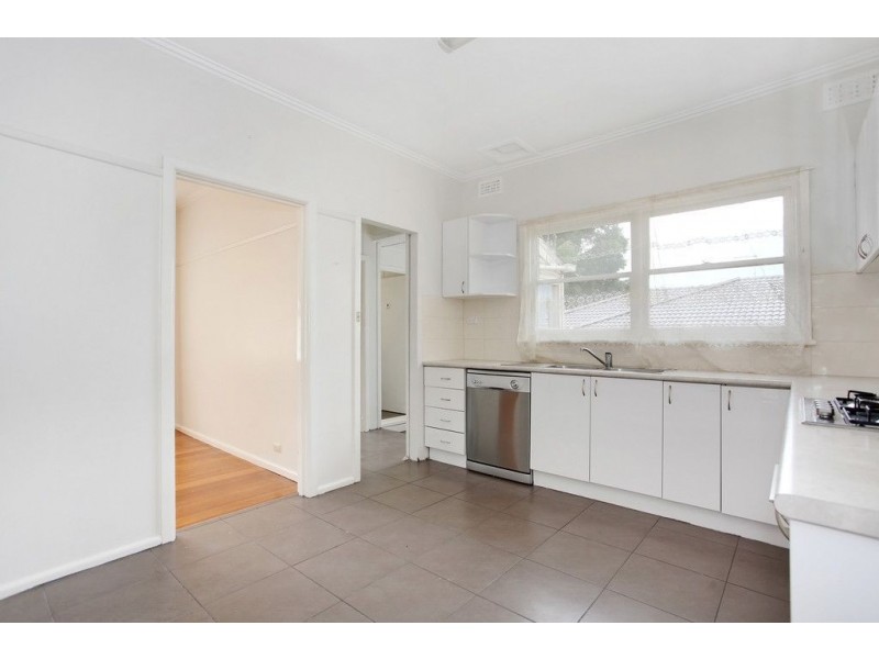 12 Merrilong Street, Ringwood East VIC 3135