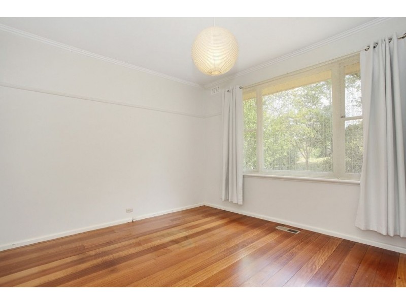 12 Merrilong Street, Ringwood East VIC 3135