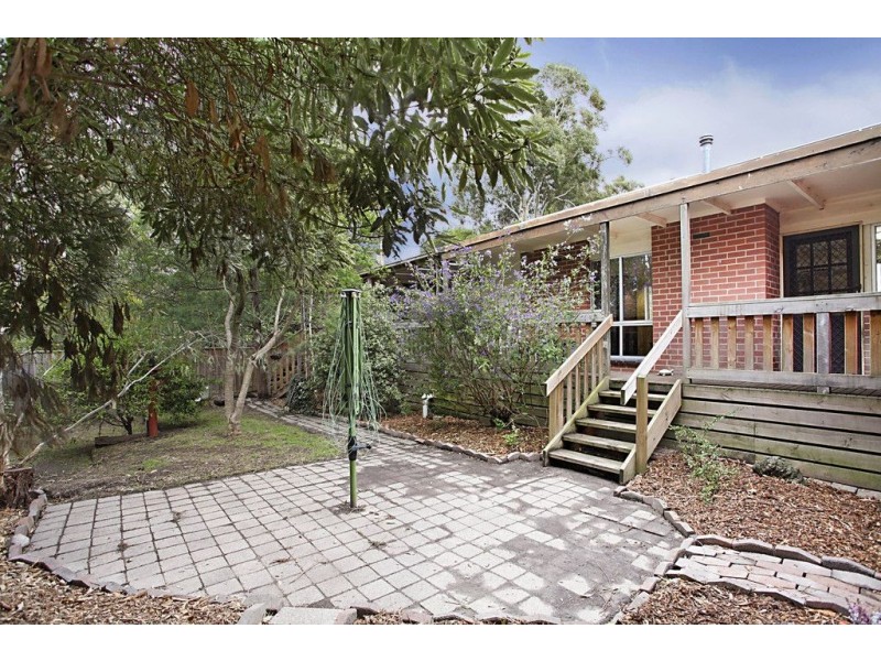 77 Bonnie View Road, Croydon VIC 3136