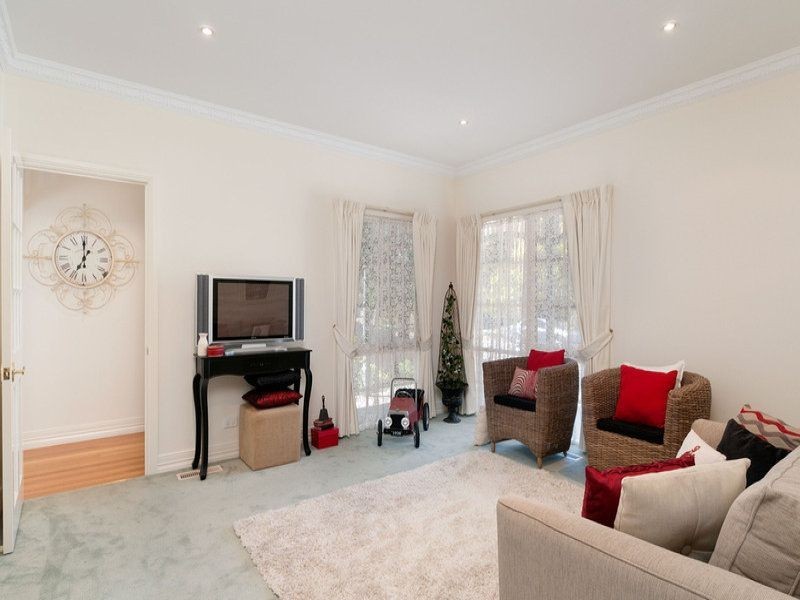 16 Wordsworth Street, Mooroolbark VIC 3138