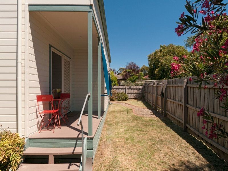 16 Wordsworth Street, Mooroolbark VIC 3138