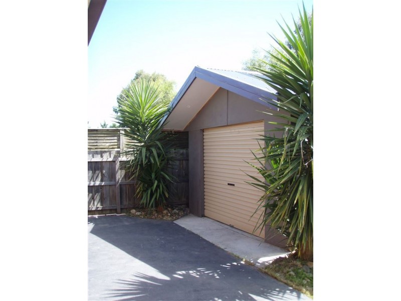 23 Snowgum Drive, Kilsyth South VIC 3137