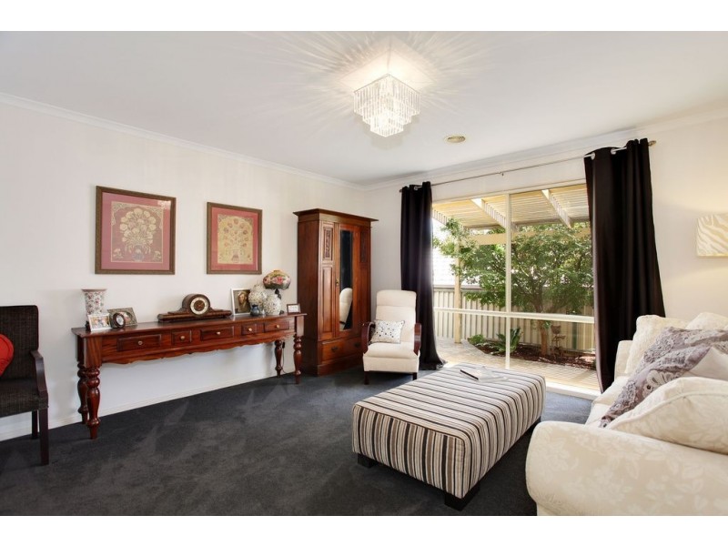 4 Goldentree Drive, Chirnside Park VIC 3116