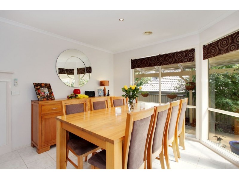 4 Goldentree Drive, Chirnside Park VIC 3116