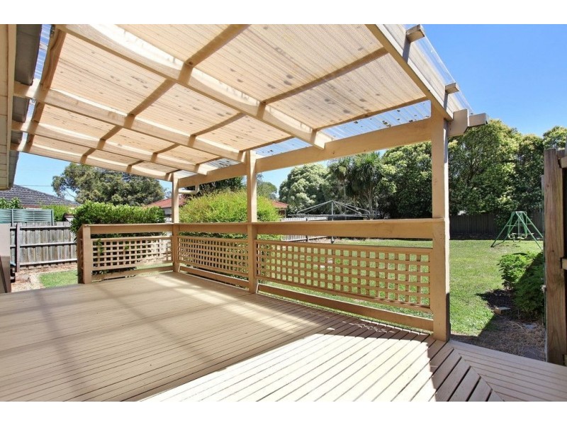 62 Sevenoaks Avenue, Croydon VIC 3136