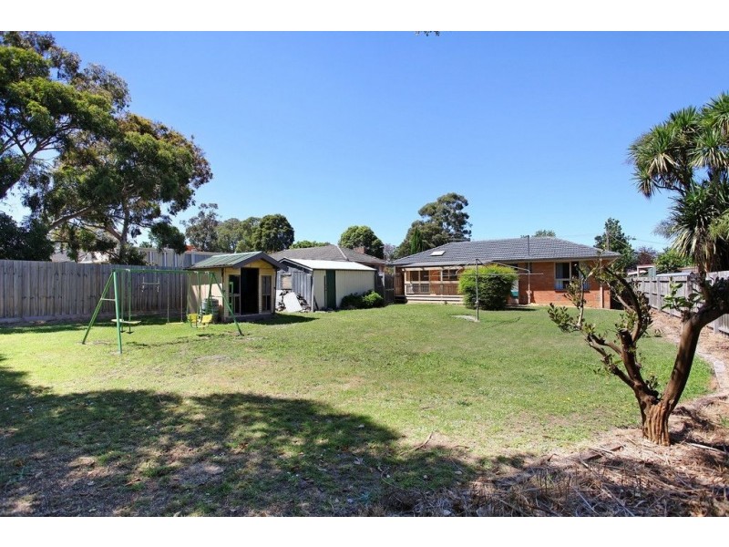 62 Sevenoaks Avenue, Croydon VIC 3136