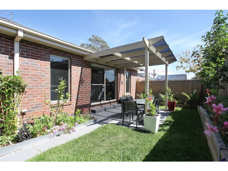 2 59 Jesmond Road, Croydon VIC 3136