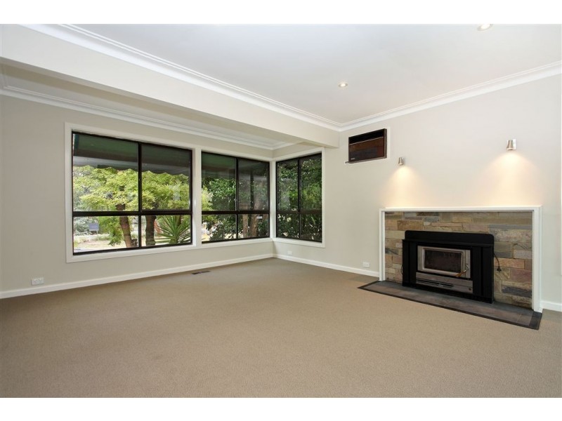 35 Lincoln Road, Croydon VIC 3136