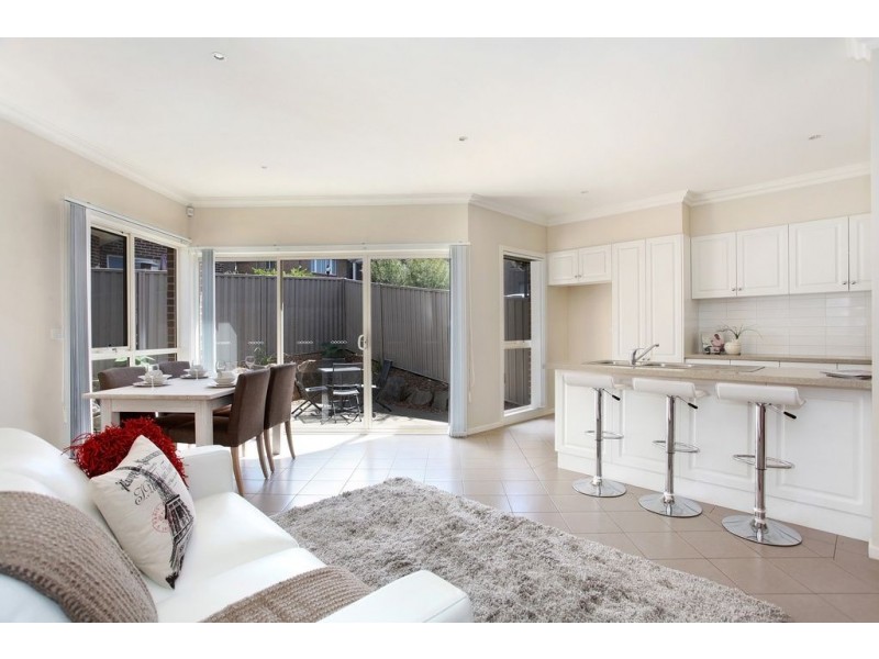 14 Jessica Park Drive, Lilydale VIC 3140