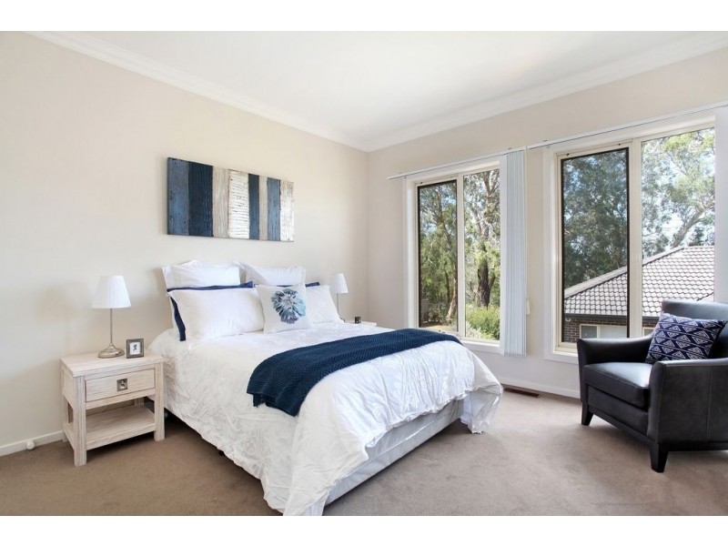 14 Jessica Park Drive, Lilydale VIC 3140