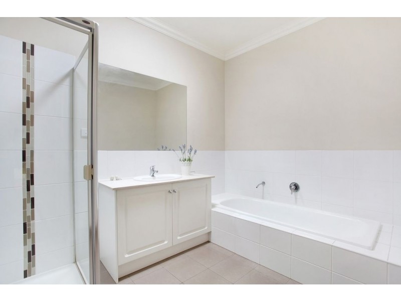 14 Jessica Park Drive, Lilydale VIC 3140