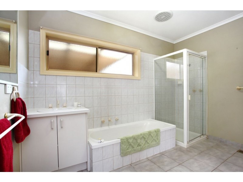 1/425 Mt Dandenong Road, Croydon VIC 3136