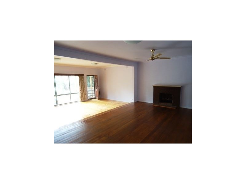 21 Ross Road, Croydon VIC 3136