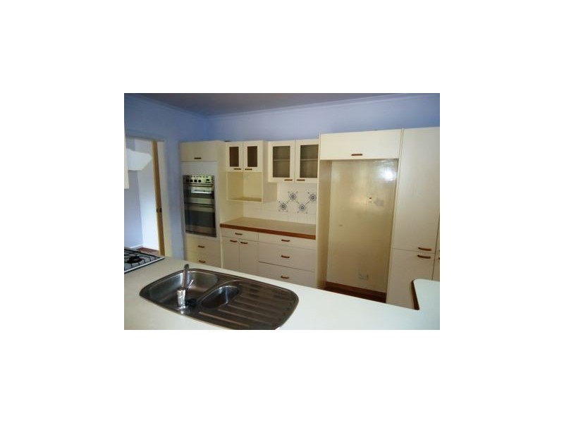 21 Ross Road, Croydon VIC 3136