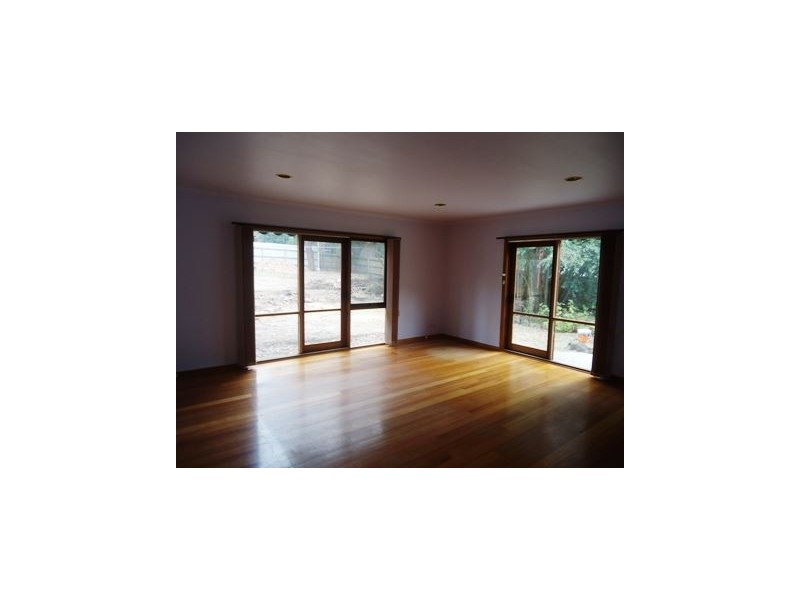 21 Ross Road, Croydon VIC 3136