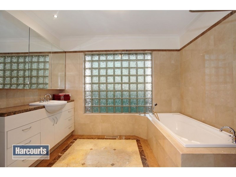 2/24 Arlington Street, Ringwood VIC 3134