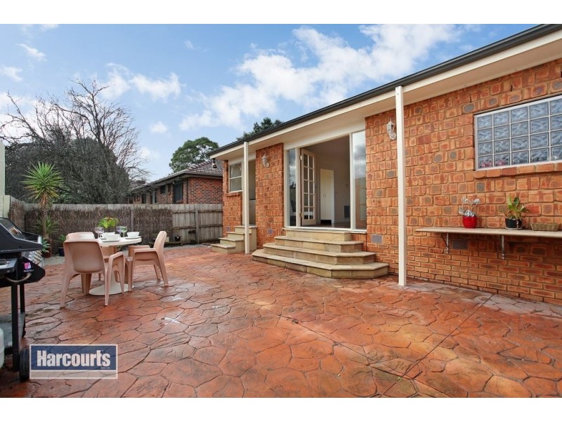 2/24 Arlington Street, Ringwood VIC 3134