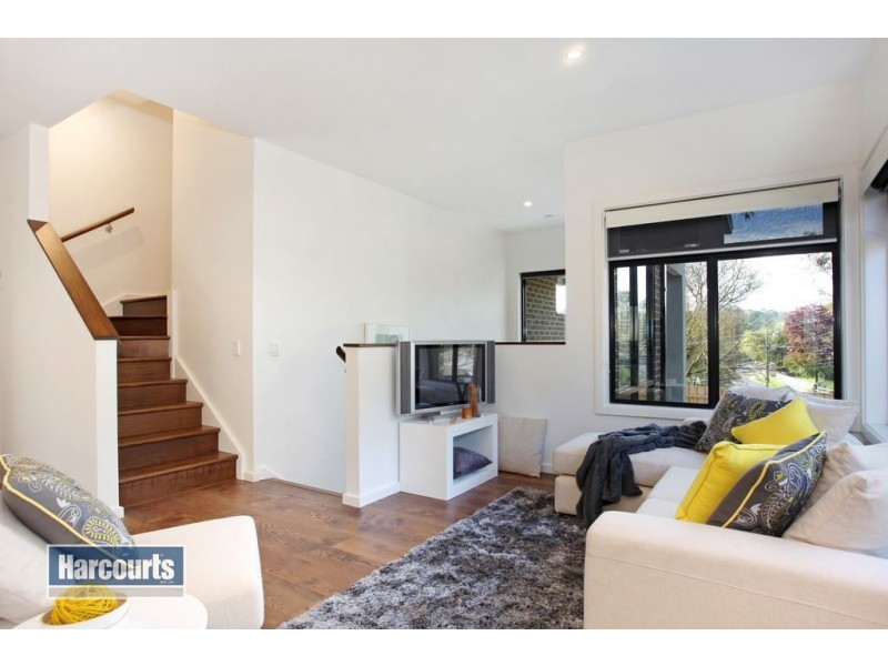 1/48 Diane Crescent, Croydon VIC 3136