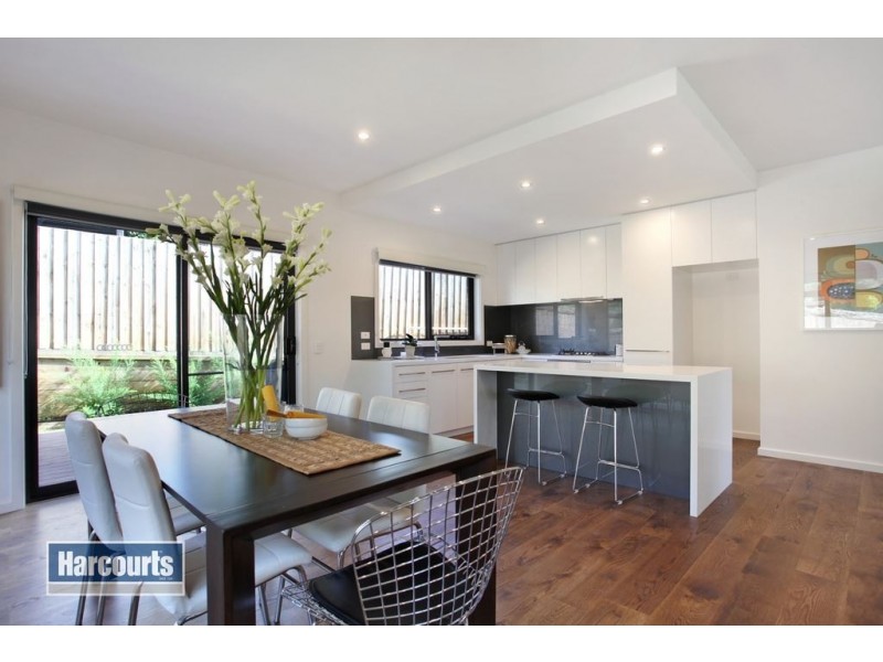 1/48 Diane Crescent, Croydon VIC 3136