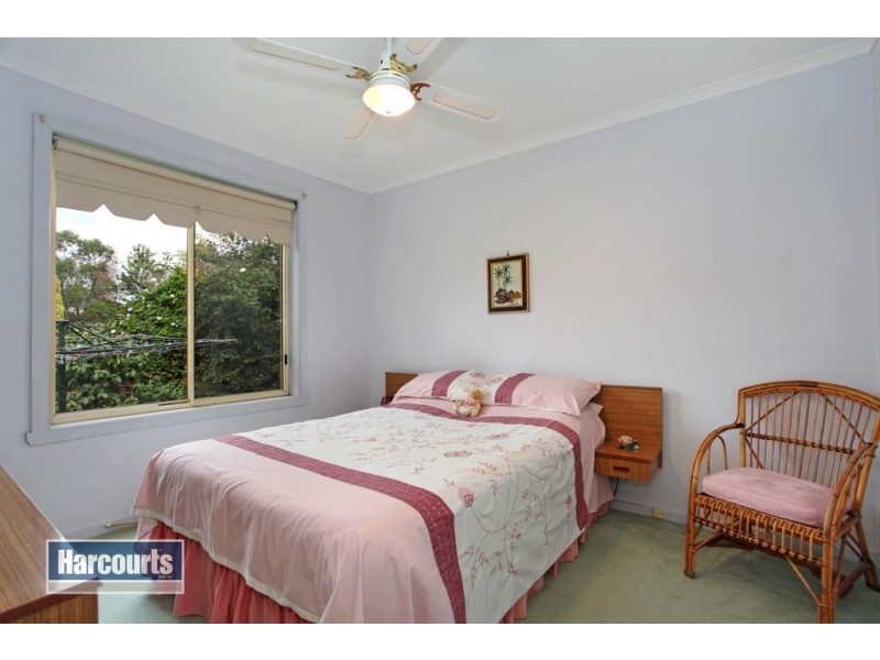 4/26 Mountain View Road, Kilsyth VIC 3137