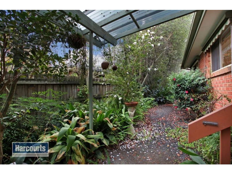 4/26 Mountain View Road, Kilsyth VIC 3137