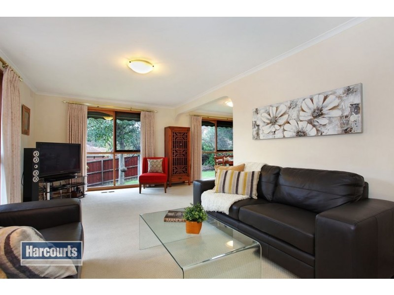 16 Alamein Avenue, Croydon VIC 3136