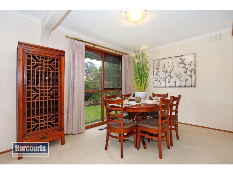 16 Alamein Avenue, Croydon VIC 3136