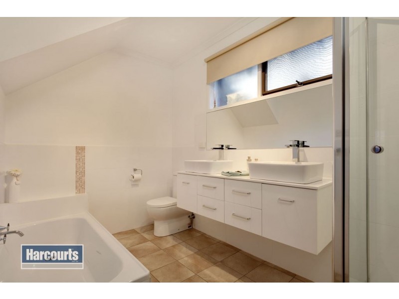 160 Dorset Road, Croydon VIC 3136