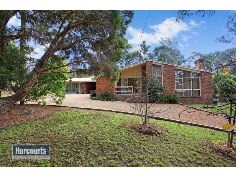 17 Dalry Avenue, Park Orchards VIC 3114